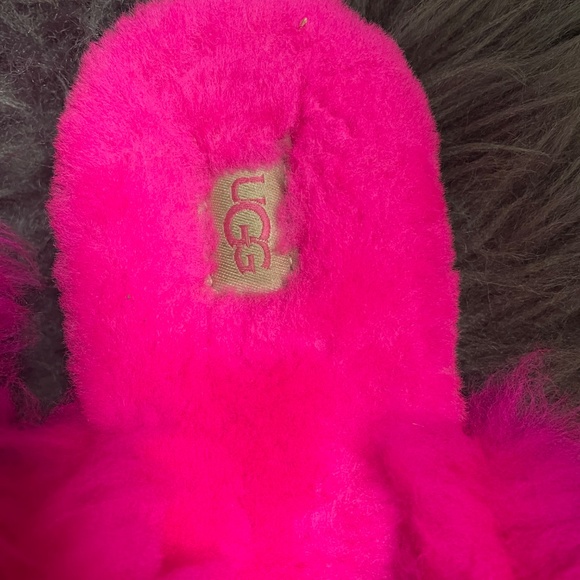 Ugg slide/slip in slipper sandals - Picture 4 of 5